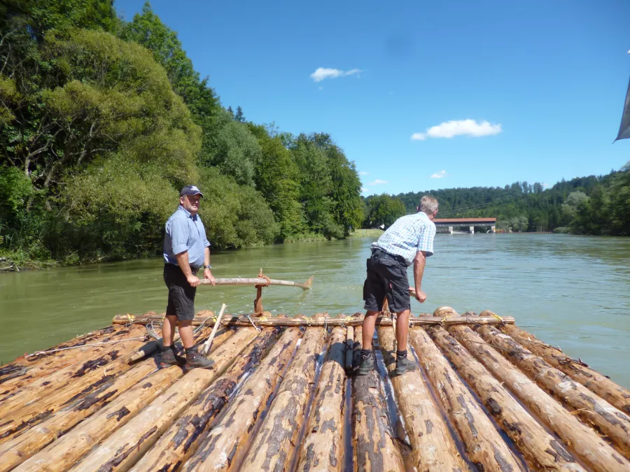 Rafters on the Isar