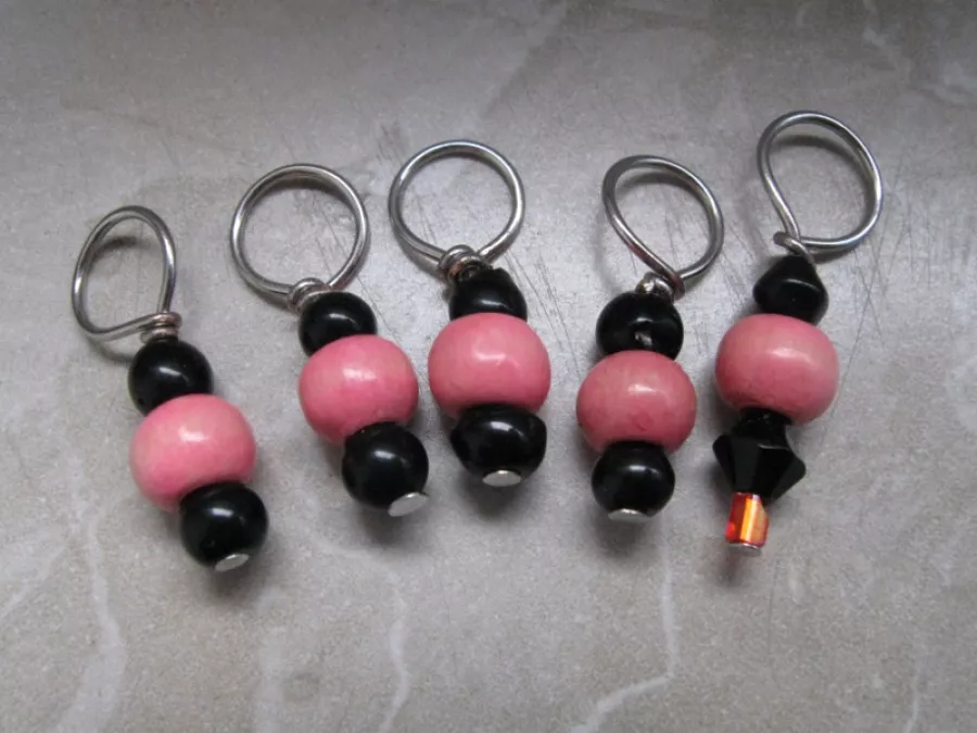 Pink goth stitchmarkers